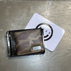 Neff Camo Wallet In Metal Canister NWT Bifold